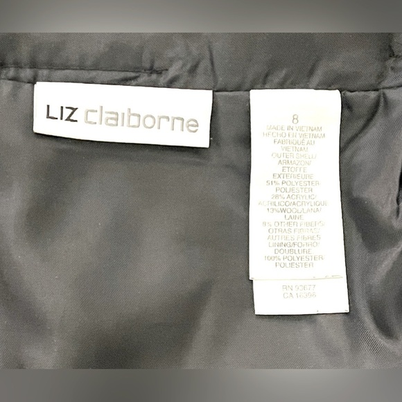 Liz Claiborne Plaid Mini Skirt Size 8 Black Gray Front Patch Pockets Lined Short - Picture 5 of 7